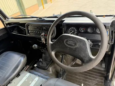 Land Rover Defender Wolf 110 Winterised/Waterproof 008