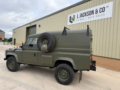 Land Rover Defender Wolf 110 Winterised/Waterproof 012