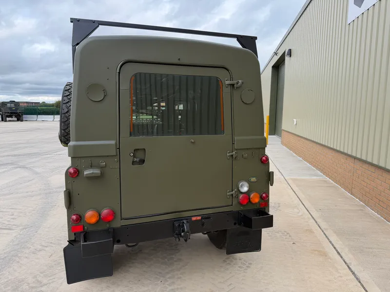 Land Rover Defender Wolf 110 Winterised/Waterproof 013