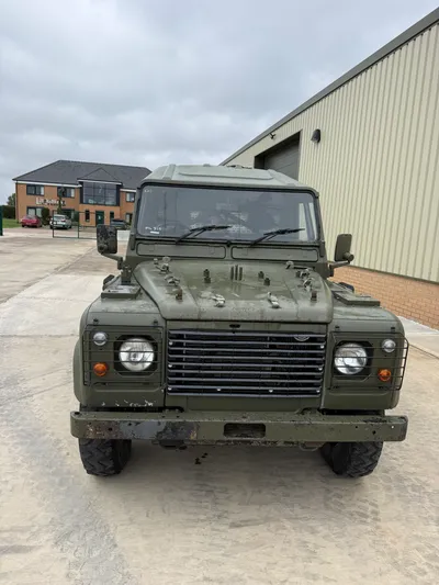 Land Rover Defender Wolf 110 Hard Top 001