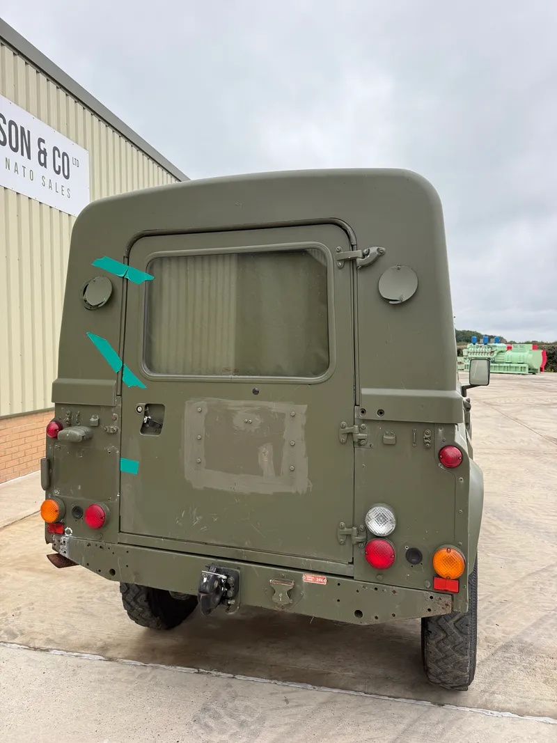 Land Rover Defender Wolf 110 Hard Top 005