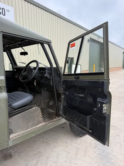 Land Rover Defender Wolf 110 Hard Top 006