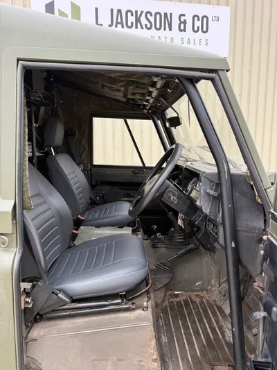 Land Rover Defender Wolf 110 Hard Top 007
