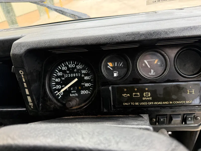 Land Rover Defender Wolf 110 Hard Top 008