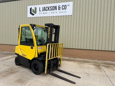 Hyster 2.5FT Forklift 002