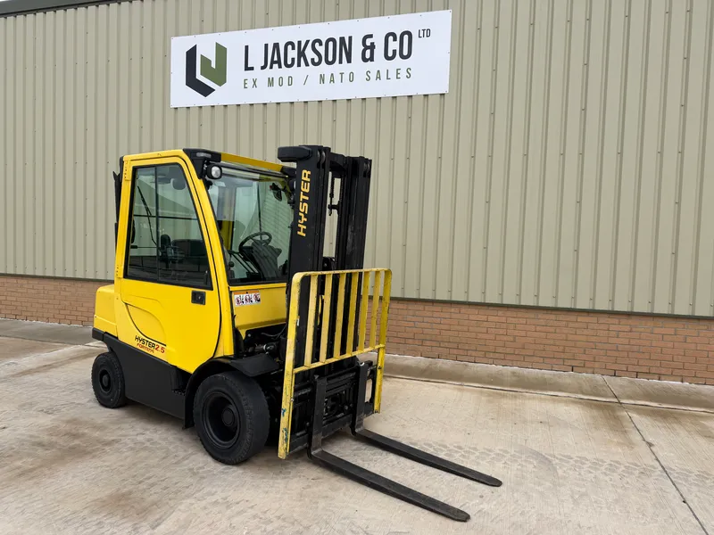 Hyster 2.5FT Forklift 002