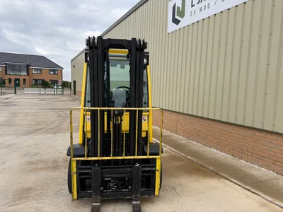 Hyster 2.5FT Forklift 004