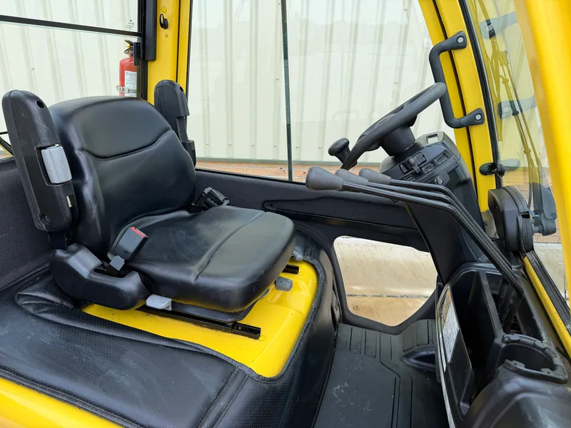 Hyster 2.5FT Forklift 005