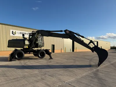 Caterpillar M318 Wheeled Excavator 016
