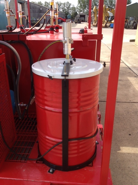 Bedford TM 6×6 (Demountable) Lube Truck
