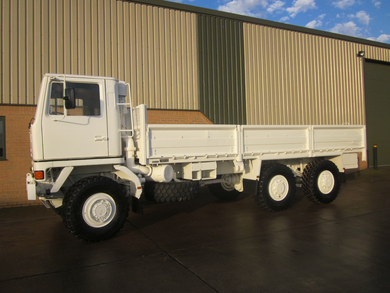 Bedford TM 6×6 Drop Side Cargo Truck