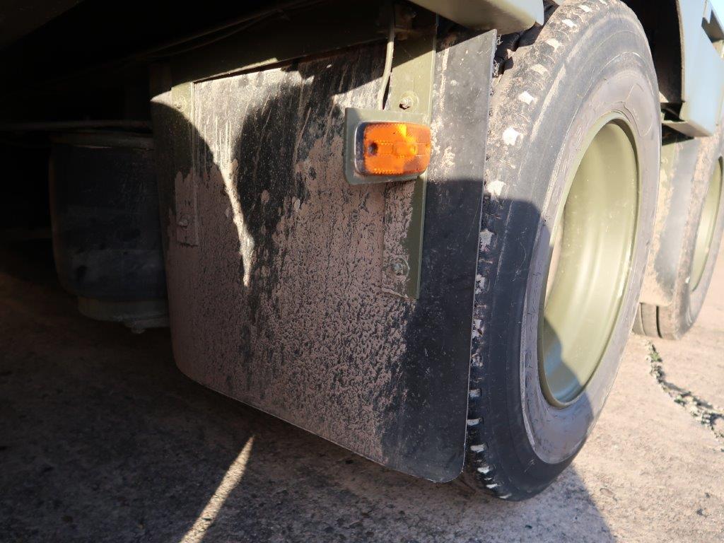 Broshuis E2130 Tri Axle Step Frame Low Loader Trailer