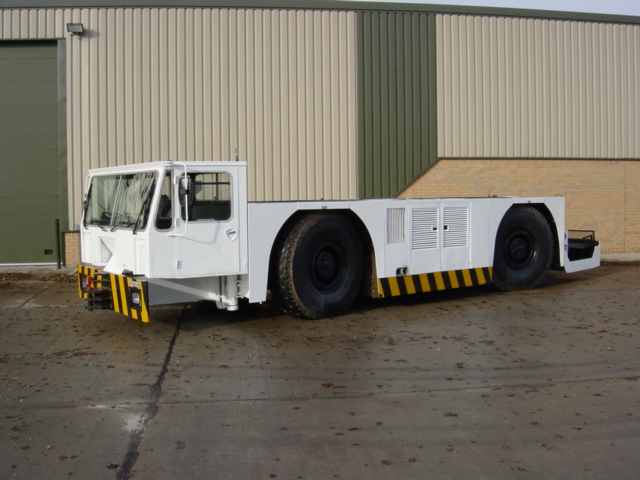 Douglas DC12-44 Heavy Aircraft Tractor Tug