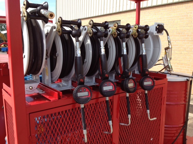 De-mountable (Drops) Skid Lube / Service Station