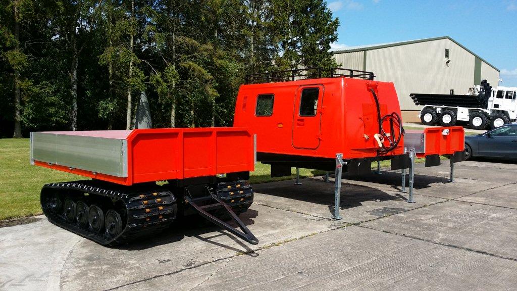 Hagglunds Bv206 Hard Top with Twist Locks