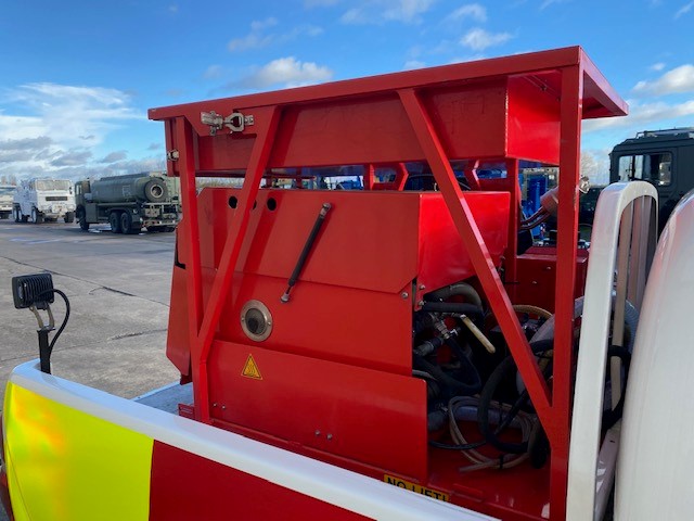 Toyota Hilux 4×4 Fire Vehicle