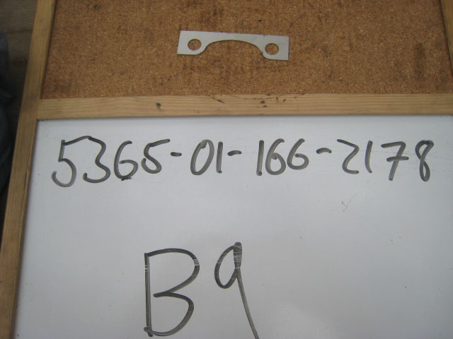 Manifold Brackets