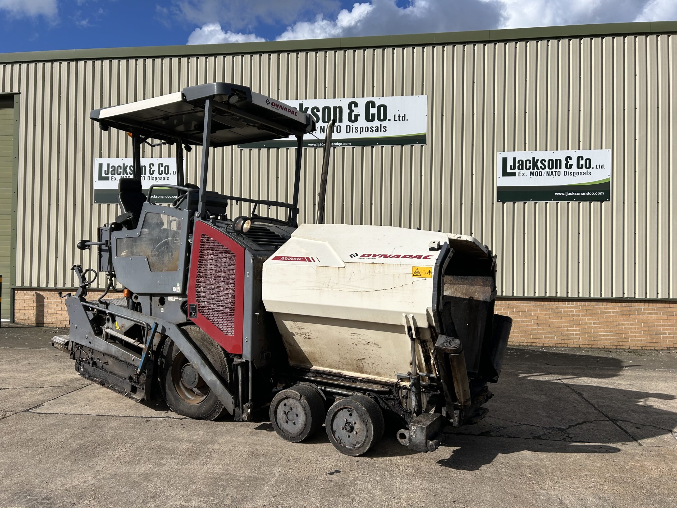 Dynapac SD1800W Paver