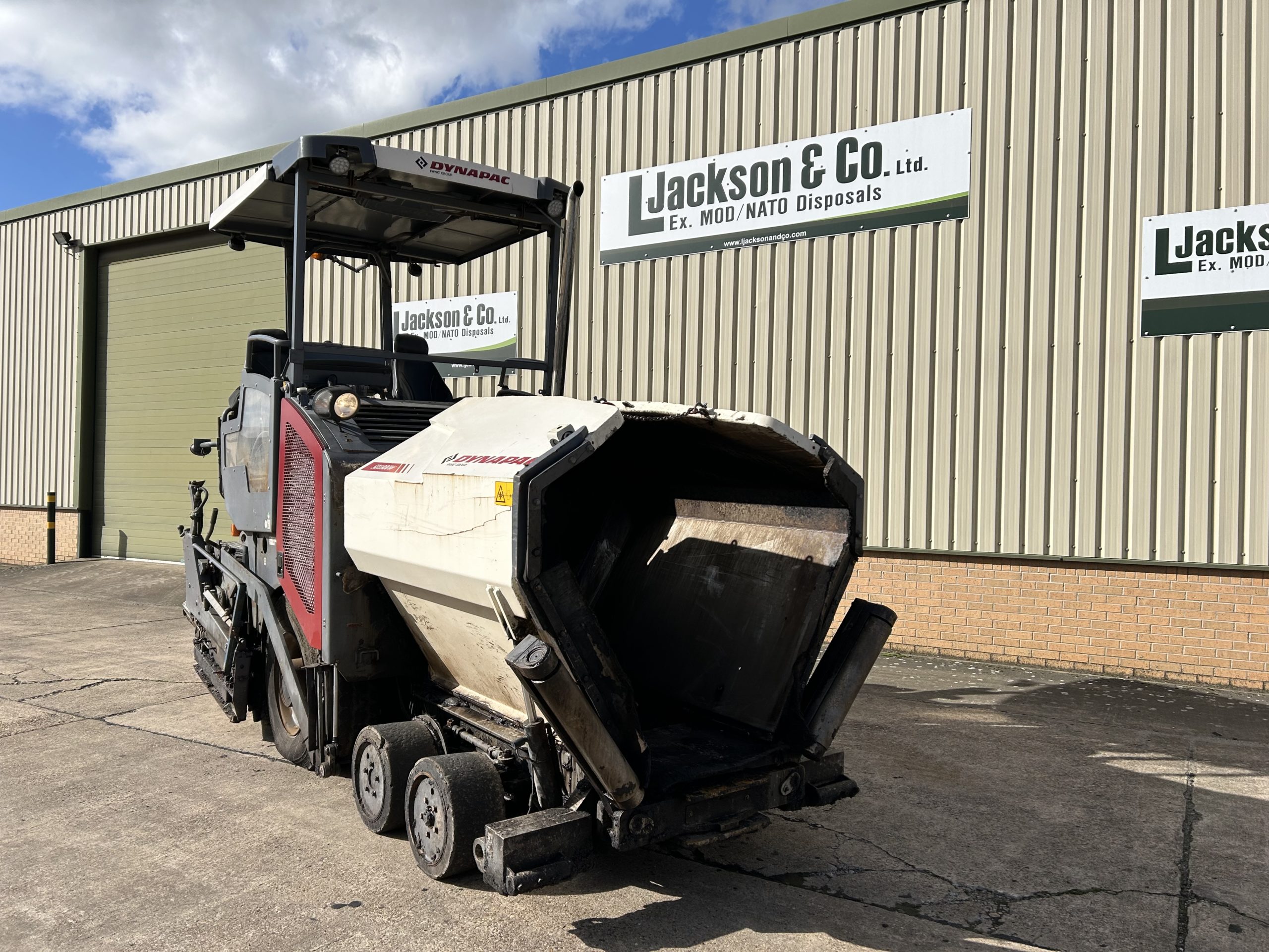 Dynapac SD1800W Paver