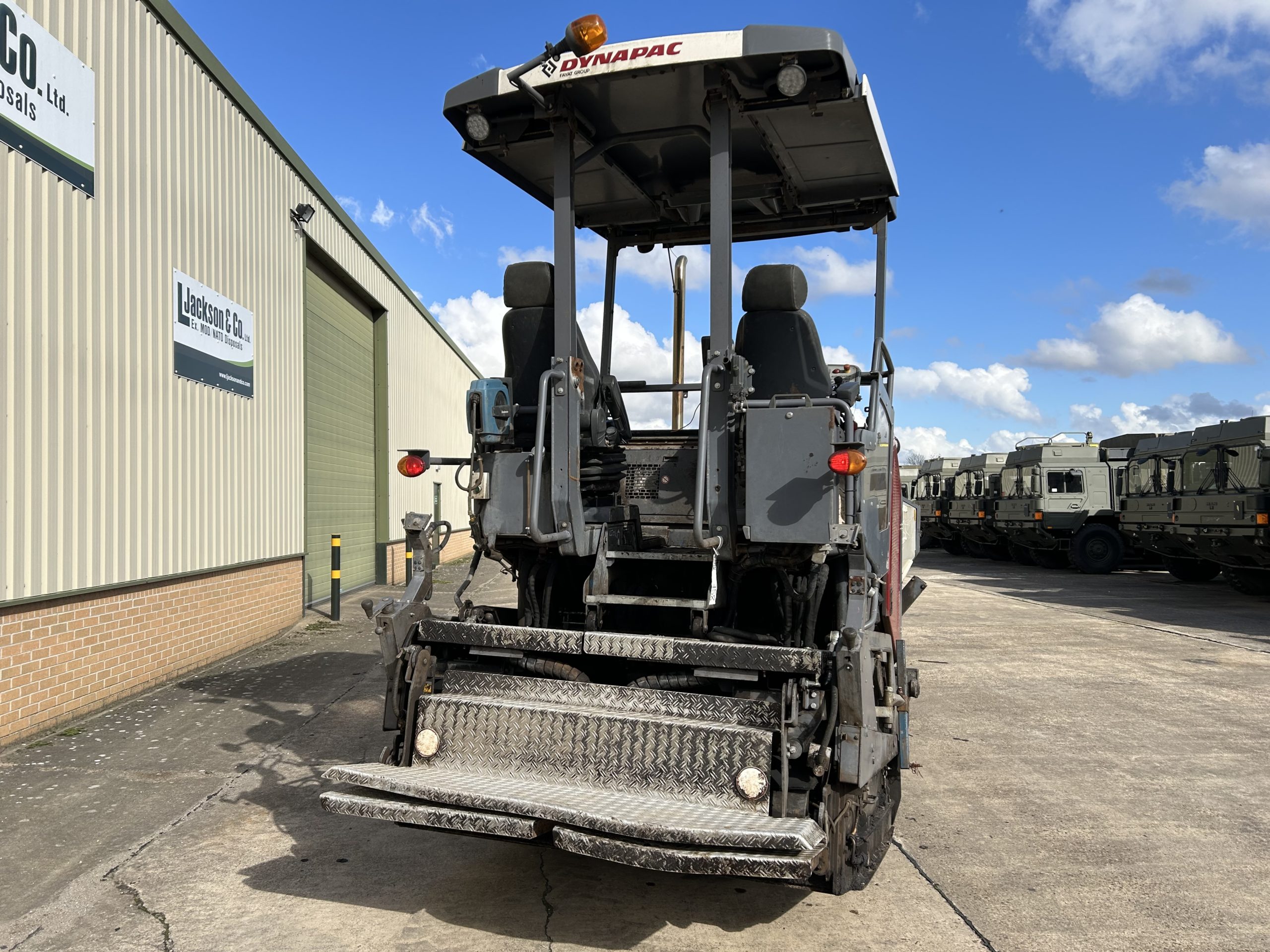 Dynapac SD1800W Paver