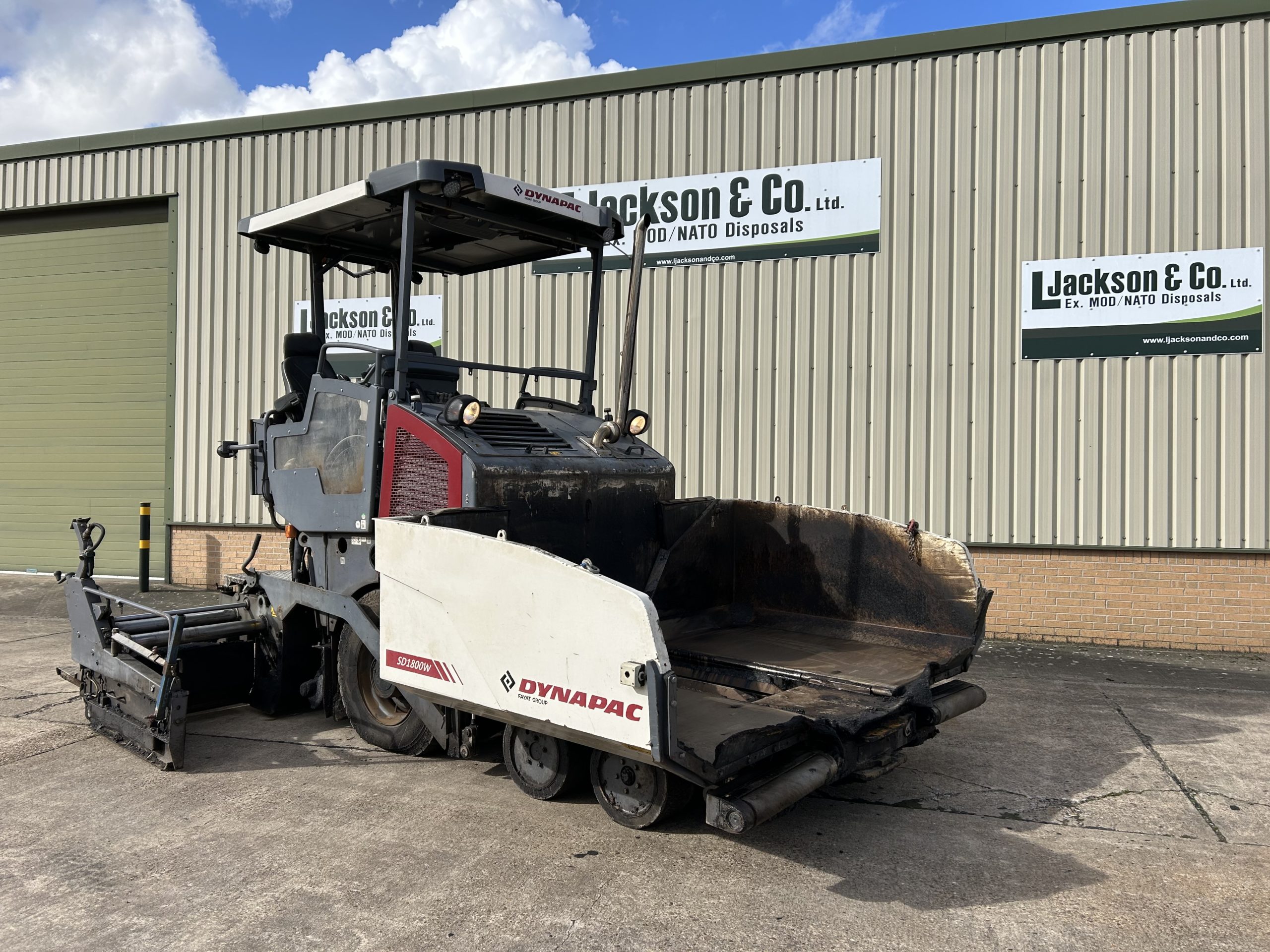 Dynapac SD1800W Paver