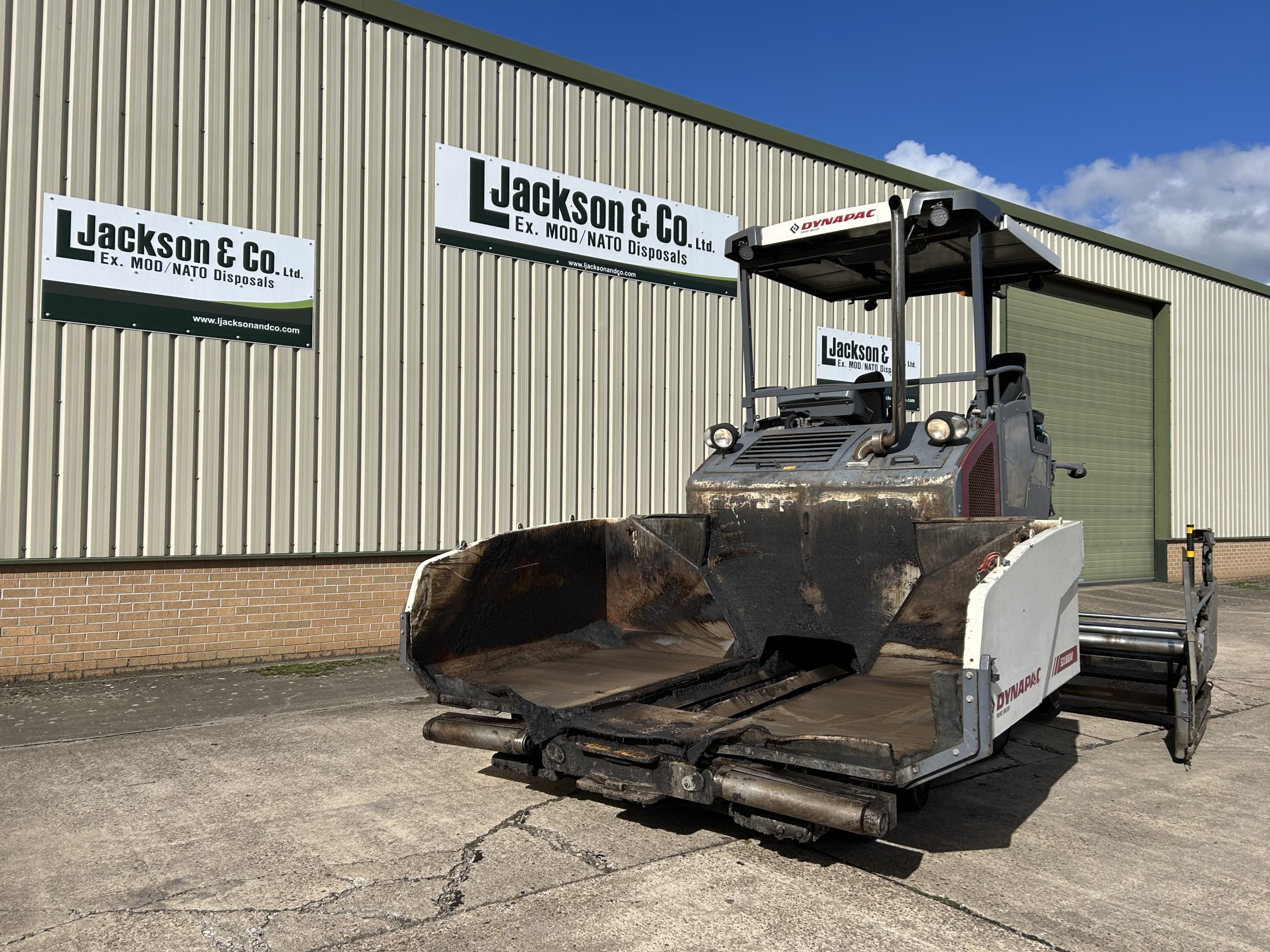 Dynapac SD1800W Paver