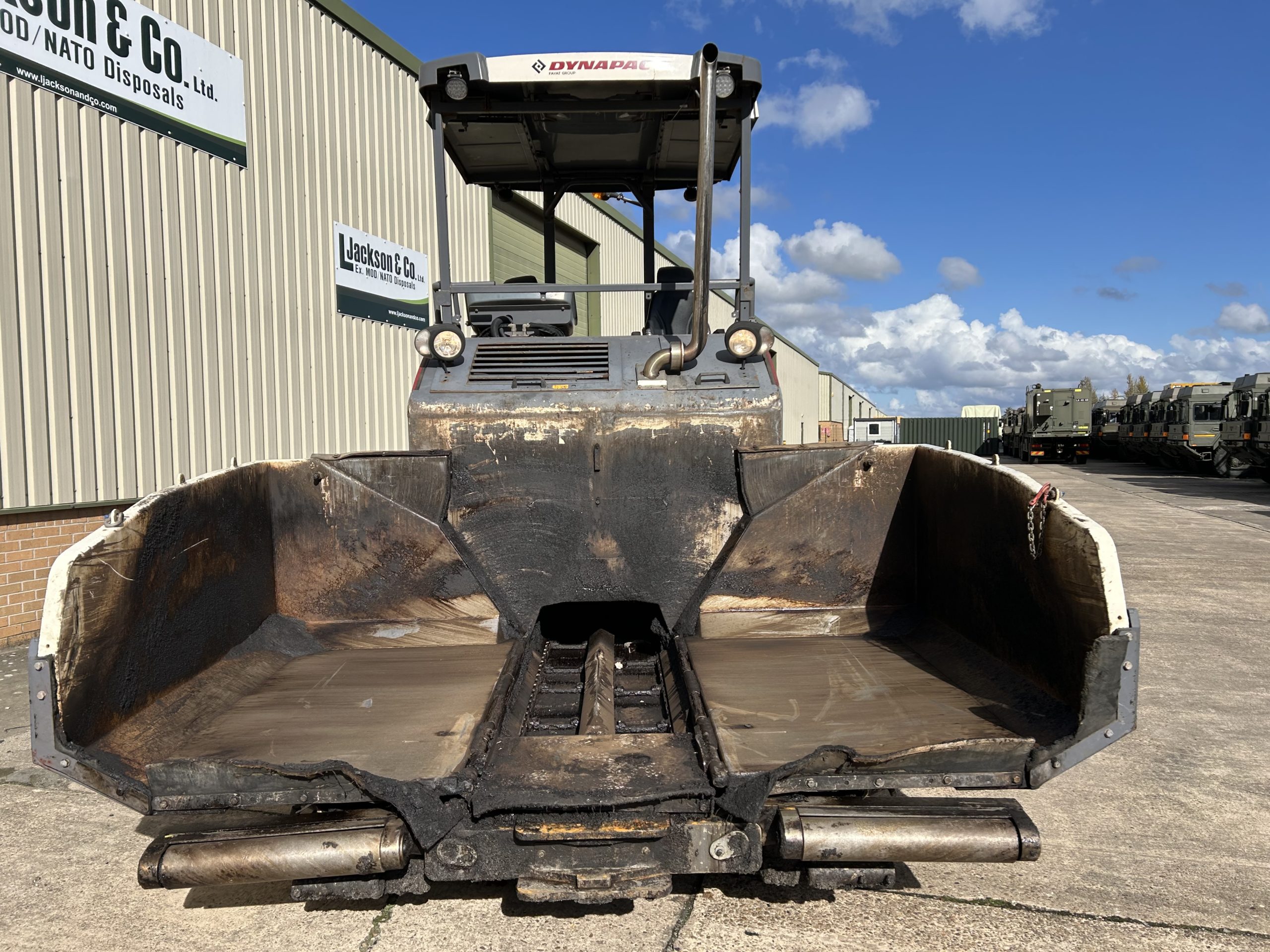 Dynapac SD1800W Paver