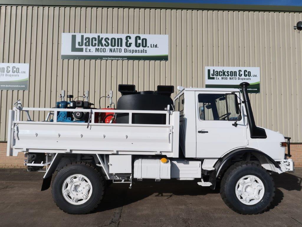 Mercedes Unimog U1300L 4×4 RHD Service Truck