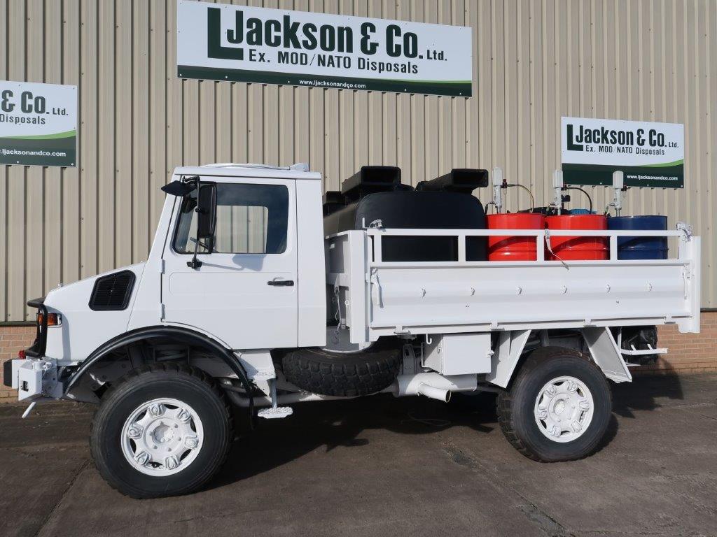 Mercedes Unimog U1300L 4×4 RHD Service Truck