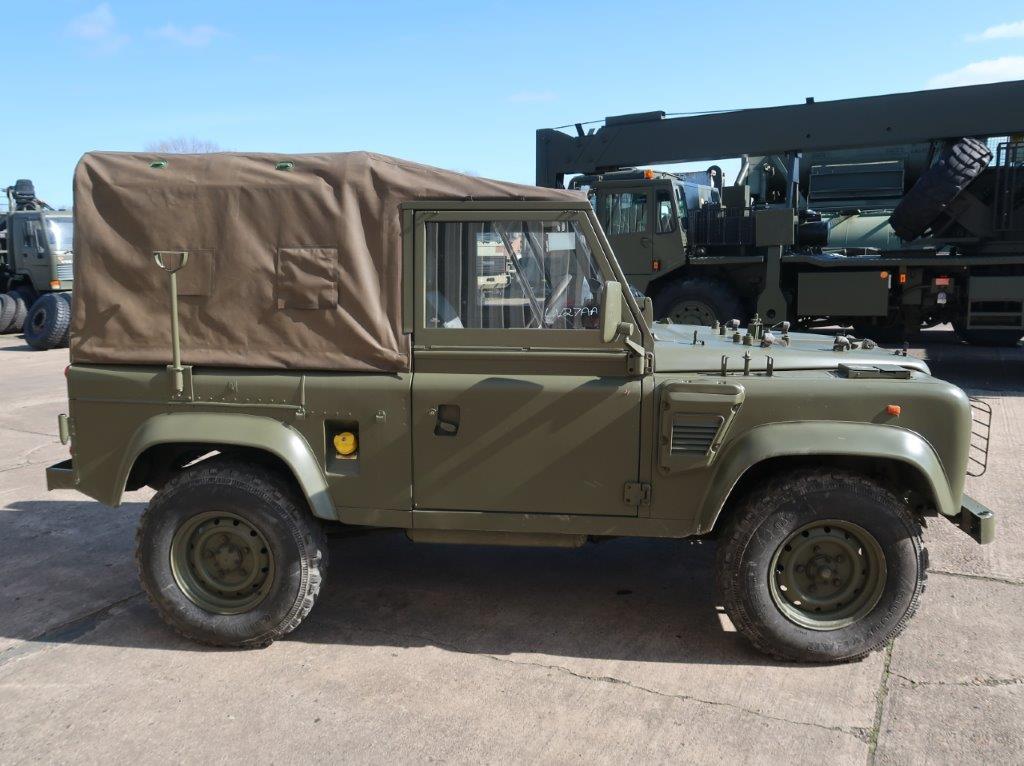 Land Rover Defender 90 Wolf Air Portable
