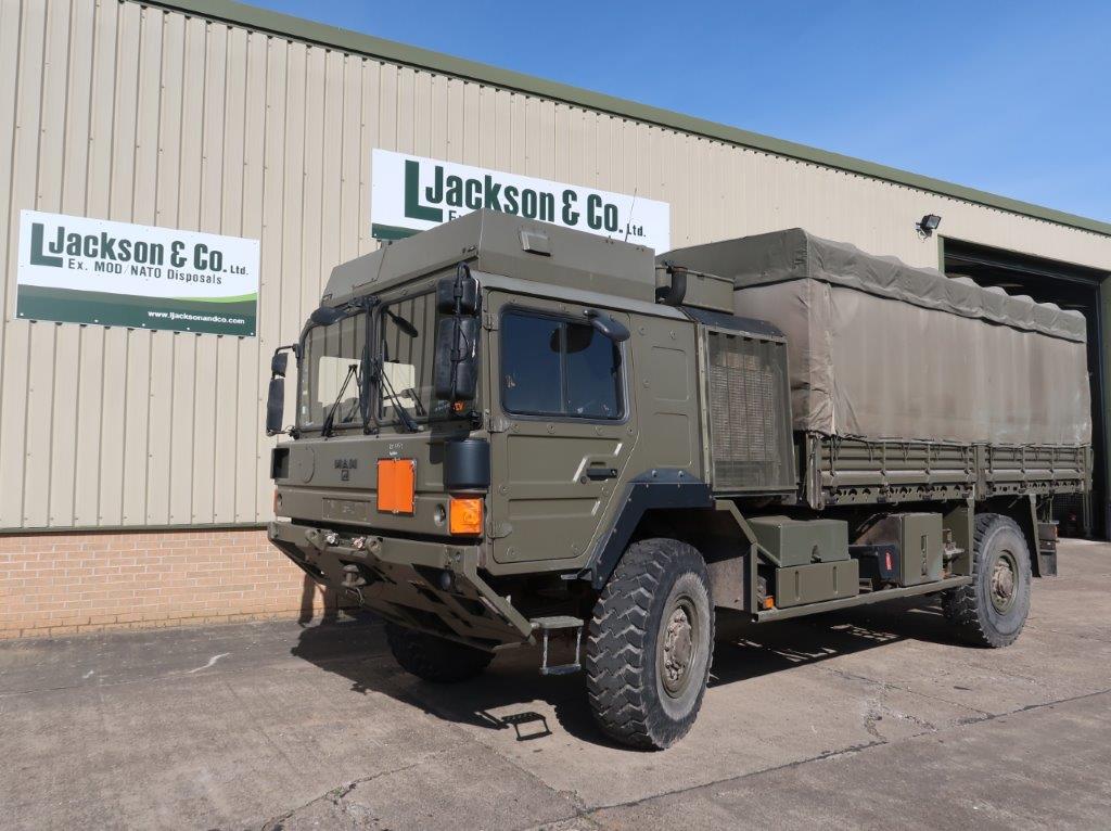 MAN HX60 18.330 4×4 Cargo Winch Truck
