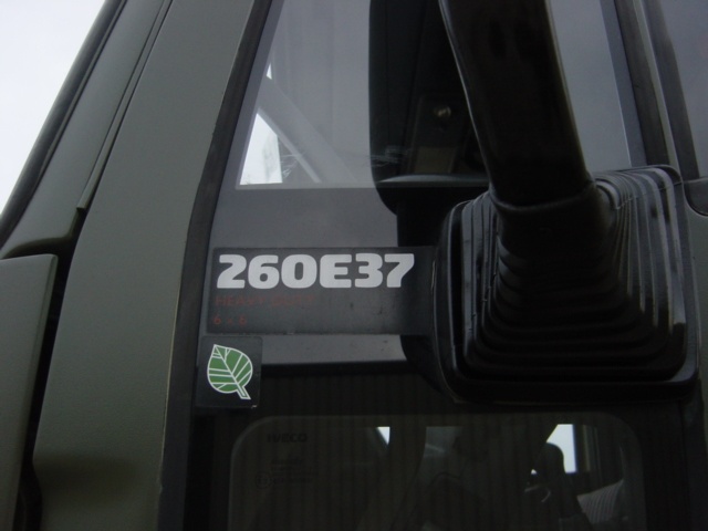 Iveco 260E37 Eurotrakker 6×6 Drop Side Cargo