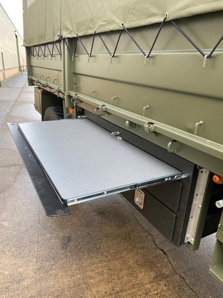 Leyland Daf 4×4 Shoot Vehicle/Gun Bus