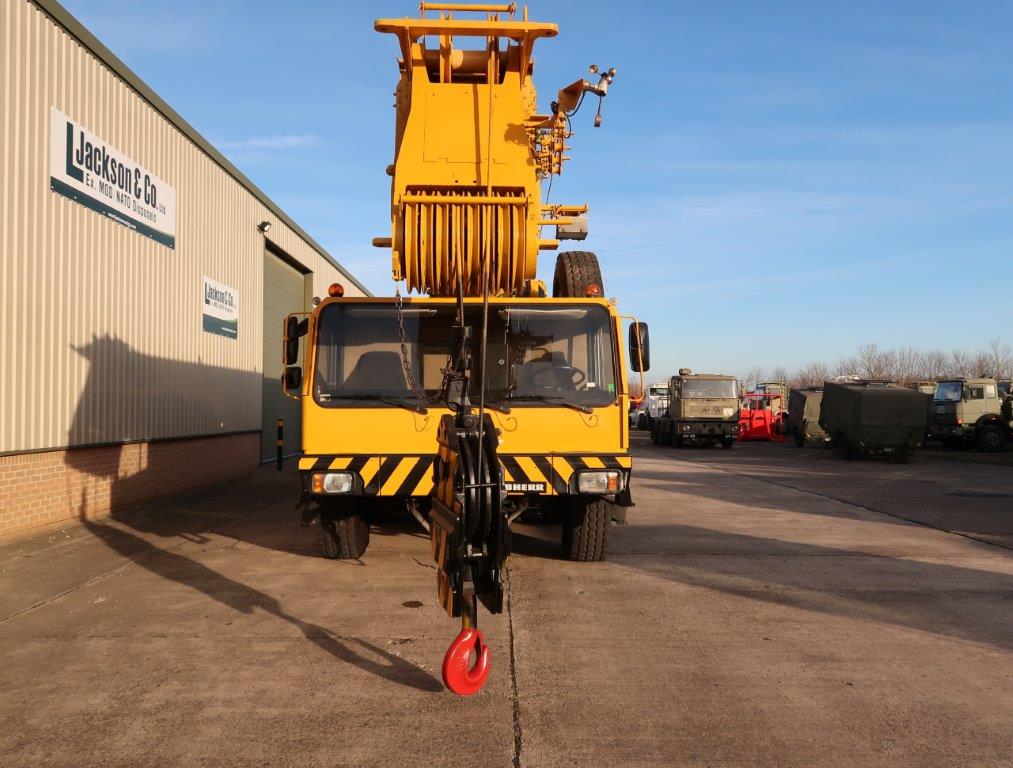 Liebherr LTM1120 120 Ton All Terrain Crane