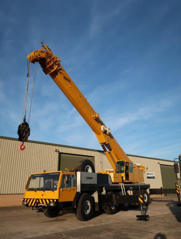Liebherr LTM1120 120 Ton All Terrain Crane