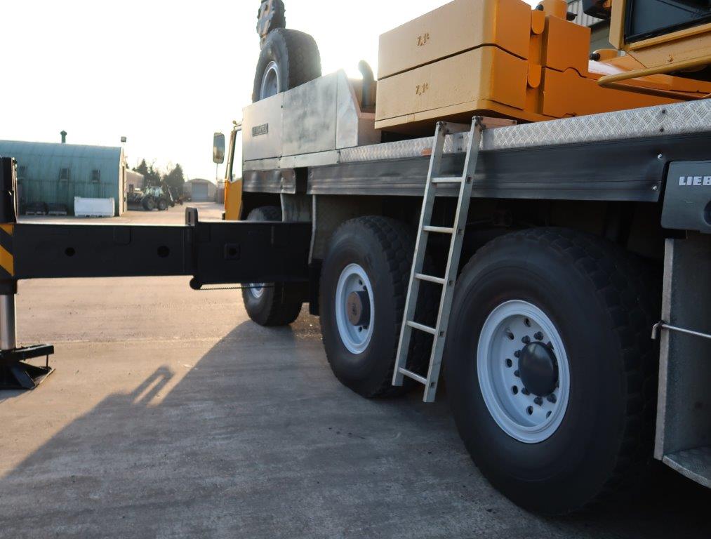 Liebherr LTM1120 120 Ton All Terrain Crane