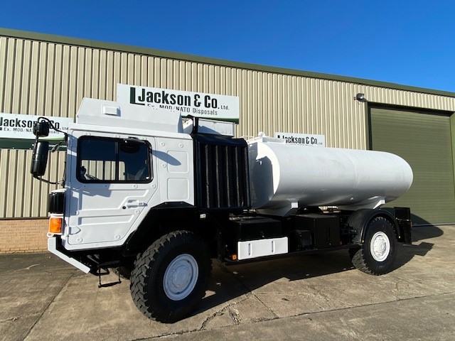 MAN HX60 18.330 4×4 RHD Tanker Truck