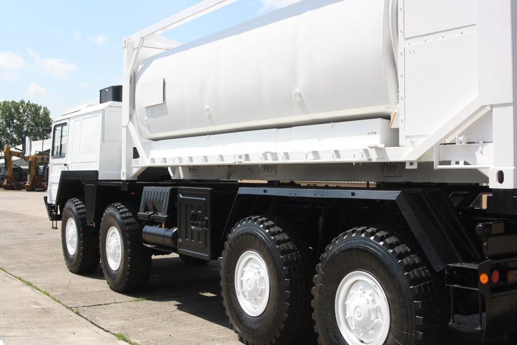 MAN Kat A1 15t 8×8 with Twistlocks