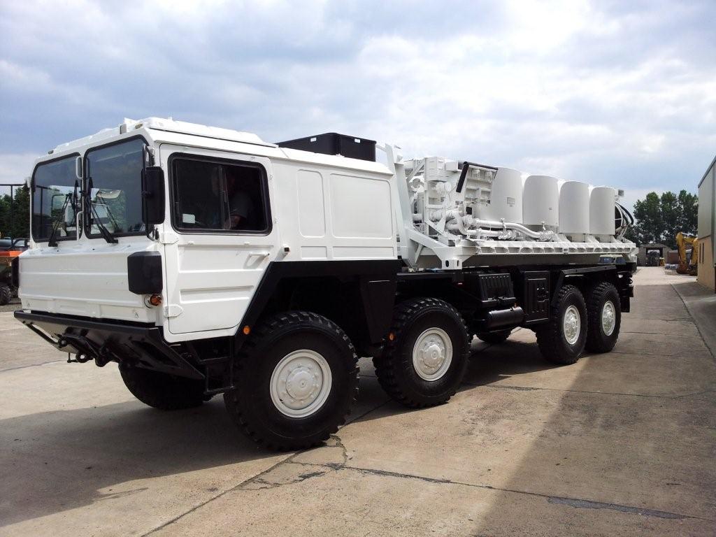MAN Kat A1 15t 8×8 with Twistlocks