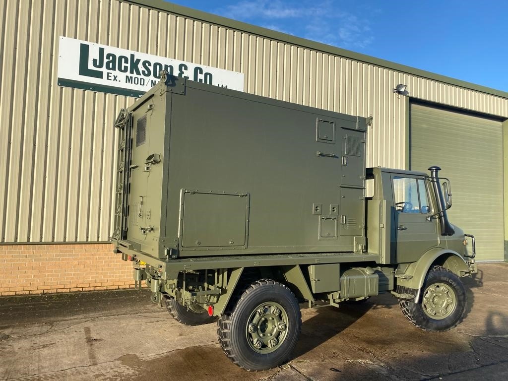 Mercedes Unimog U1300L Box Vehicle RHD Turbo