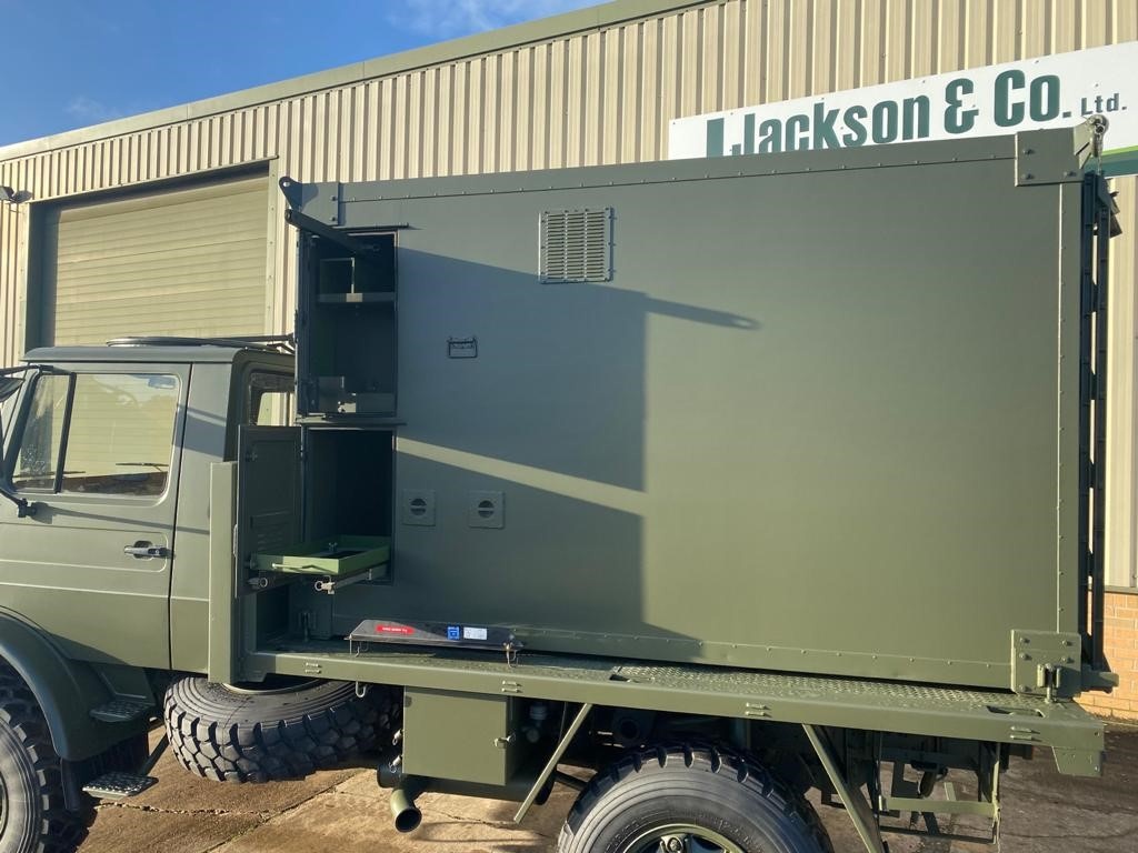 Mercedes Unimog U1300L Box Vehicle RHD Turbo