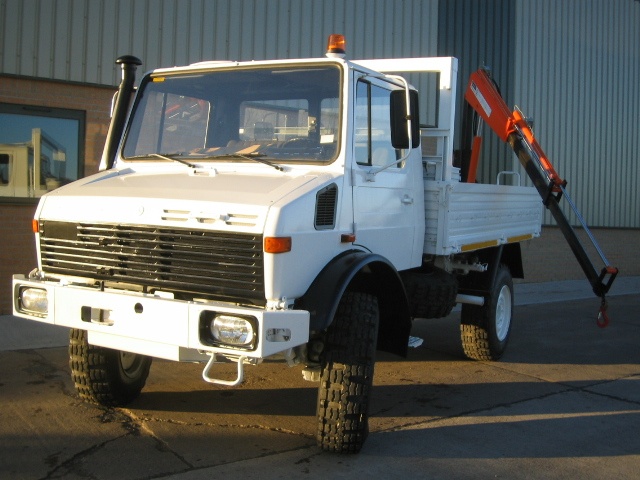 Mercedes Unimog U1300L 4×4 Crane Truck