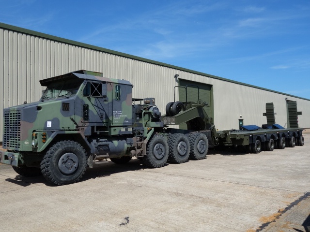 Oshkosh M1070 8×8 Tractor Units