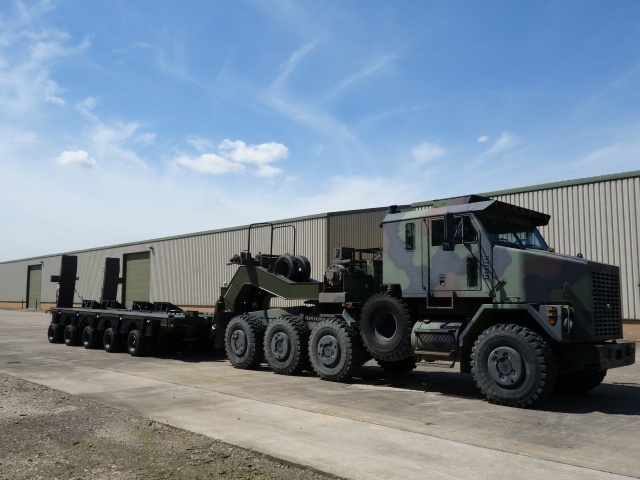 Oshkosh M1070 8×8 Tractor Units