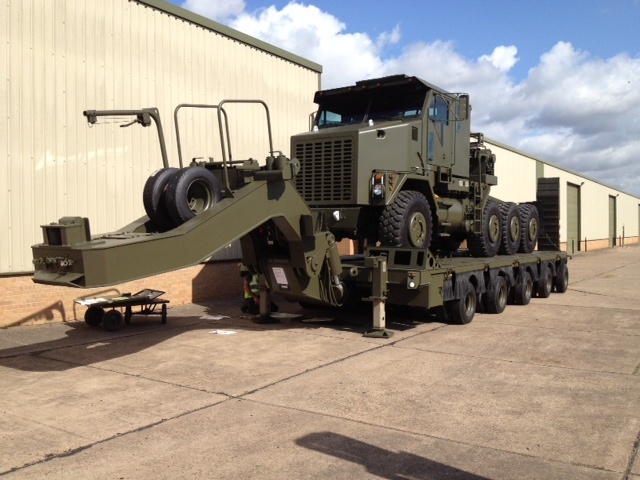 Oshkosh M1070 8×8 Tractor Units