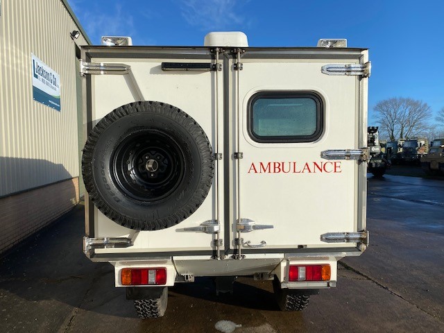 Pinzgauer 718 6×6 Ambulances