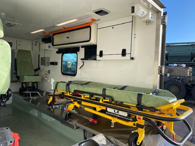 Pinzgauer 718 6×6 Ambulances