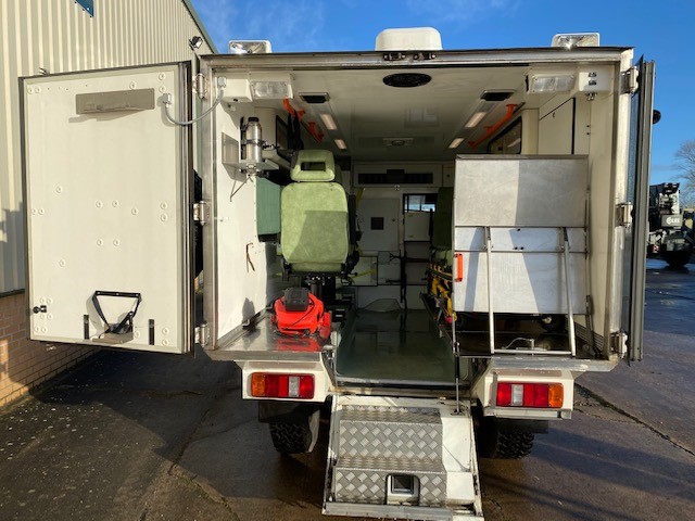 Pinzgauer 718 6×6 Ambulances