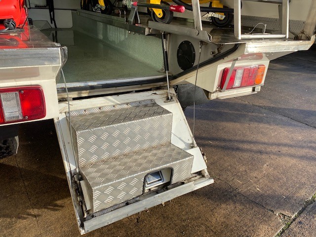 Pinzgauer 718 6×6 Ambulances