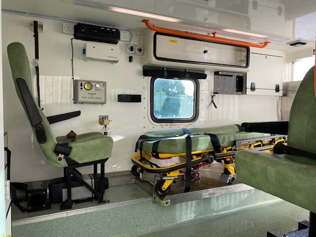 Pinzgauer 718 6×6 Ambulances